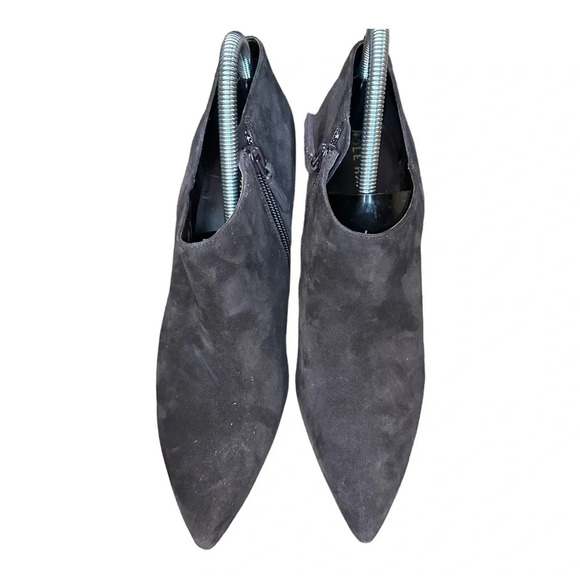 Cole Haan Vestry Point Toe Bootie in Brown Suede. Sz: 9 - Picture 3 of 8